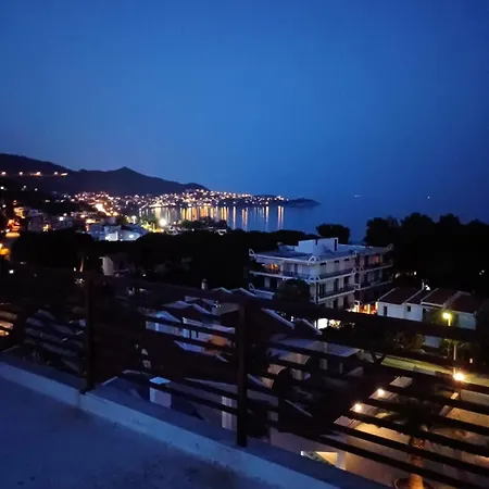 Endless Blue Lovely Apartment Palaiontsiflikion