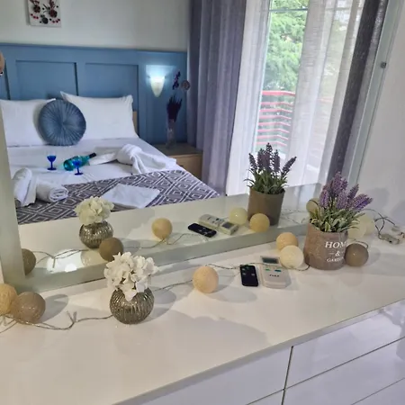 Endless Blue Lovely *